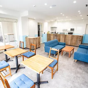 Port House Hatsudai Giappone