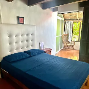 https://villa-blanca-hotel.quintano-roohotels.com