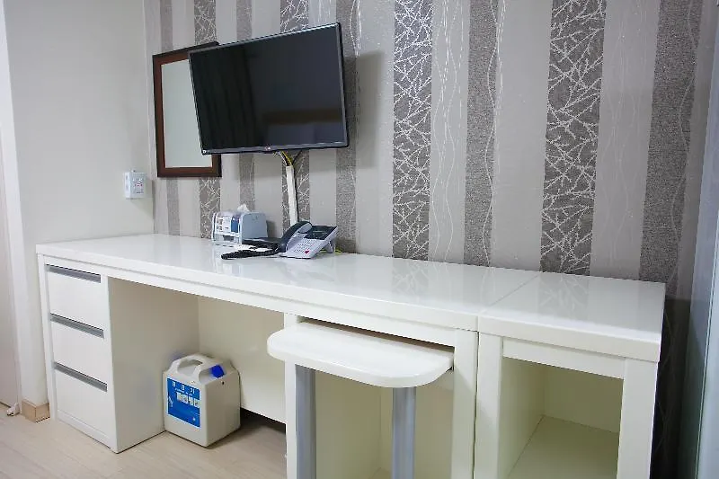 Staywell Hotel Busan 2*,  South Korea