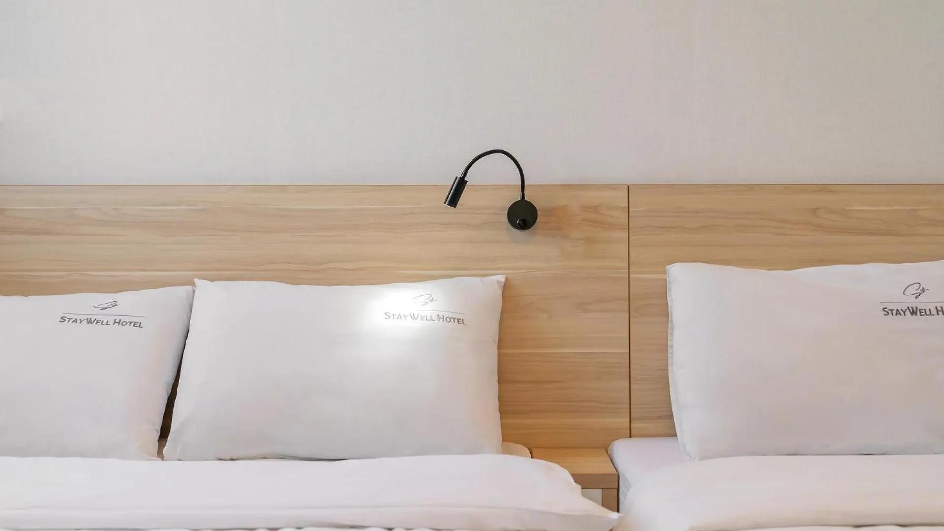 Staywell Hotel Μπουσάν 2*,