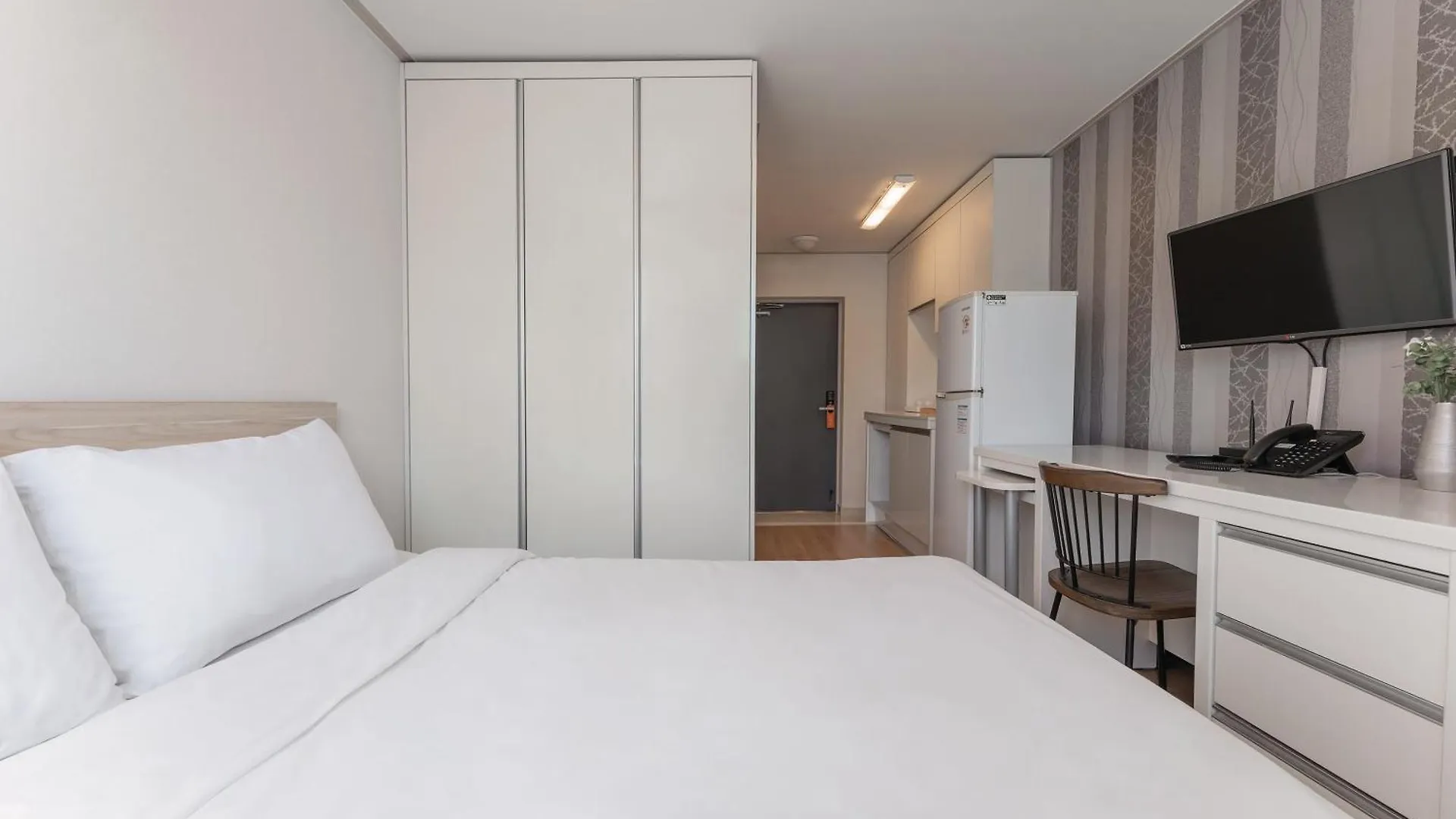 Staywell Hotel Μπουσάν